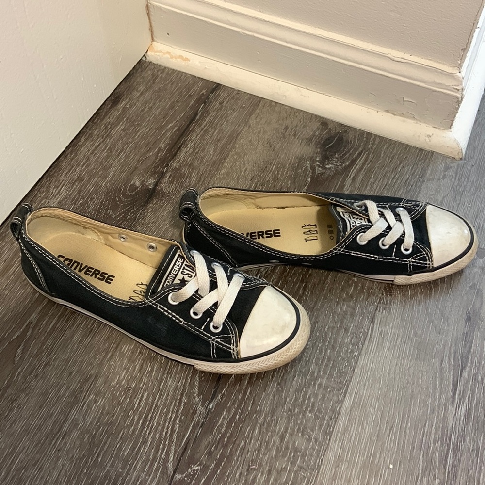Converse black ballet flat hybrid shoes size 5.5